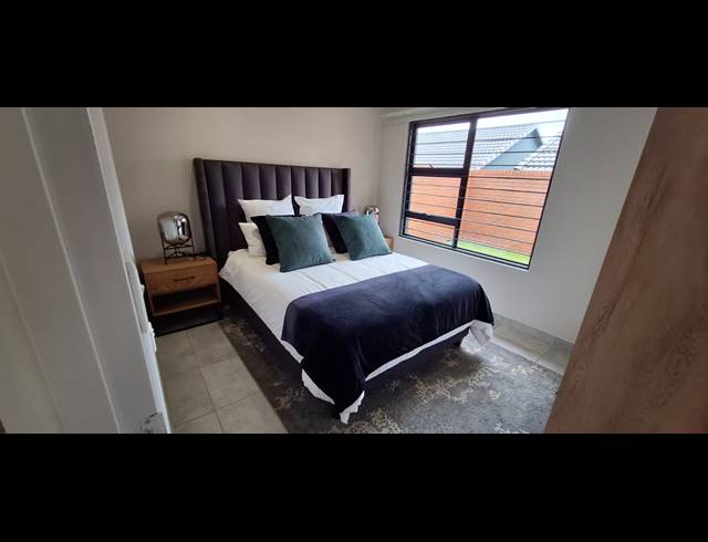 3 BEDROOM SECTIONAL TITLE FOR SALE IN BOARDWALK VILLAS